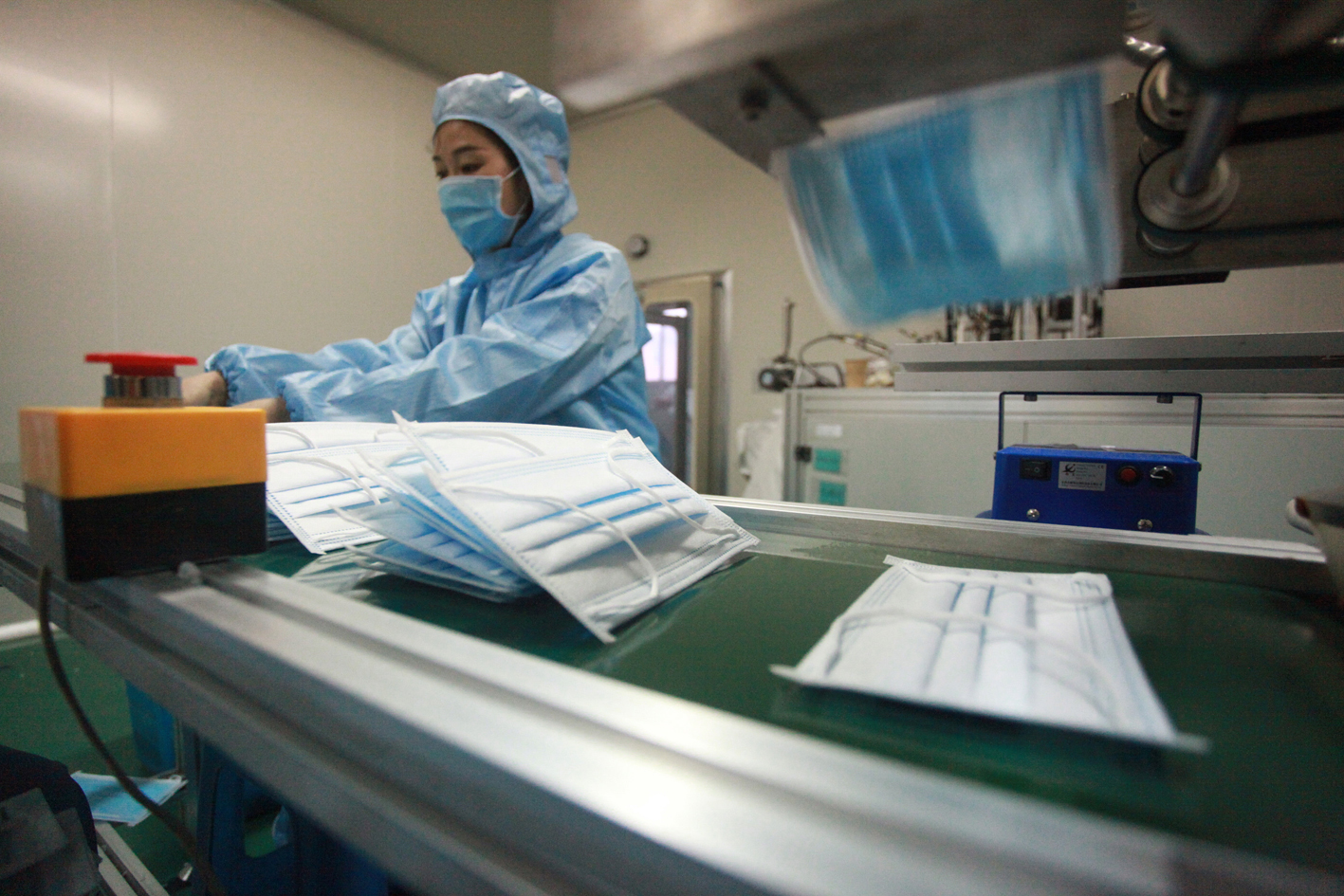 位于广陵区头桥镇的江苏恒健医疗器械有限公司人歇机器不歇,抓紧刹