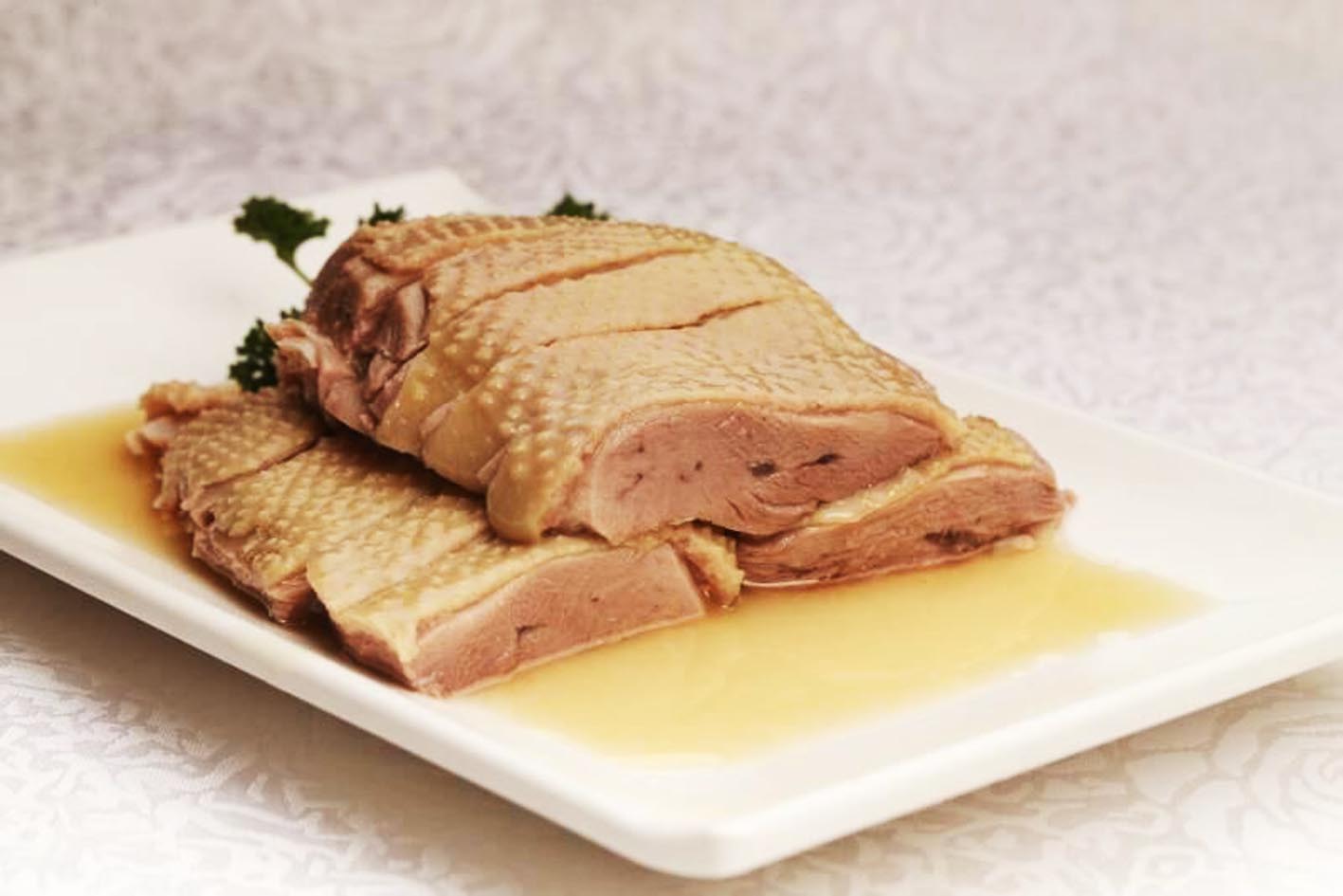 "锁鲜装"扬州老鹅."给我来一份扬州老鹅.